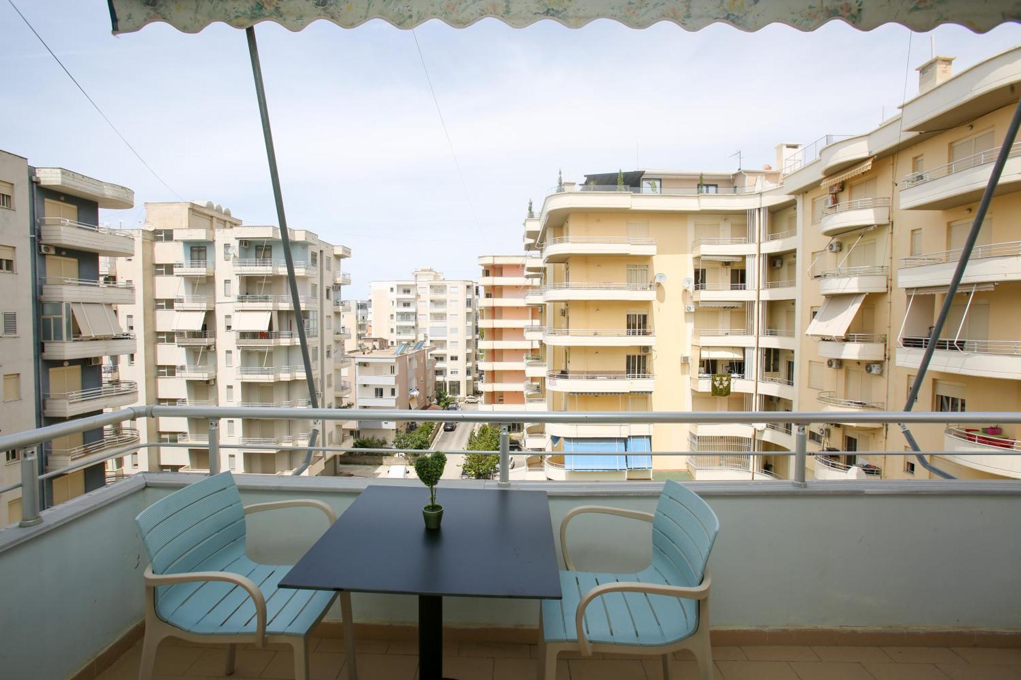 Fm 3 Apartment