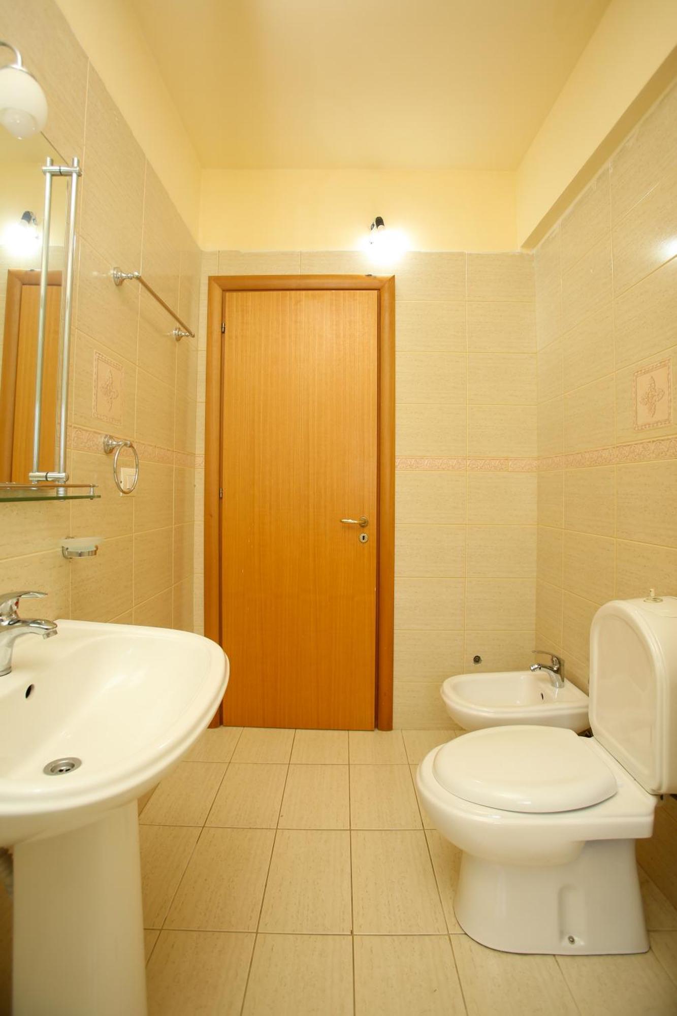 Fm 3 Apartament *